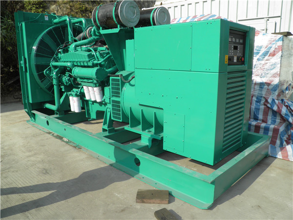 西夏出租发电机 发电机组厂家：柴油发电机组的控制屏的作用是什么？