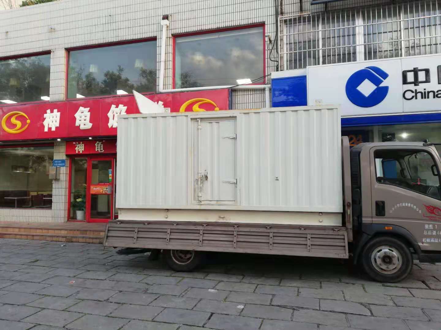 西夏出租发电机-柴油发电机组错误的启动方式